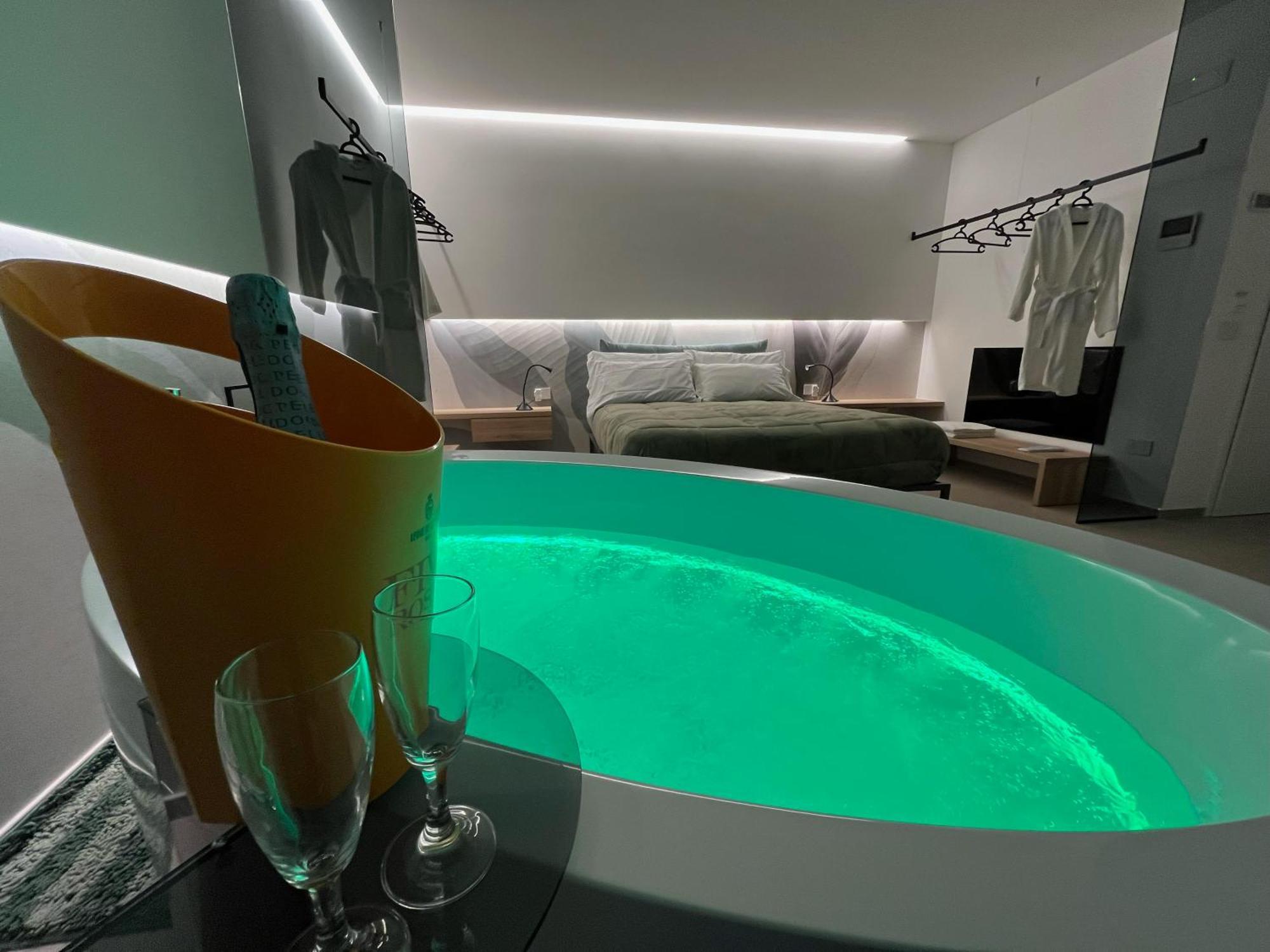 Seacity Suite & Stay Monopoli Extérieur photo